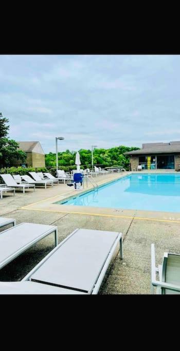 Honoray-Kes Apartment Monroeville Ngoại thất bức ảnh